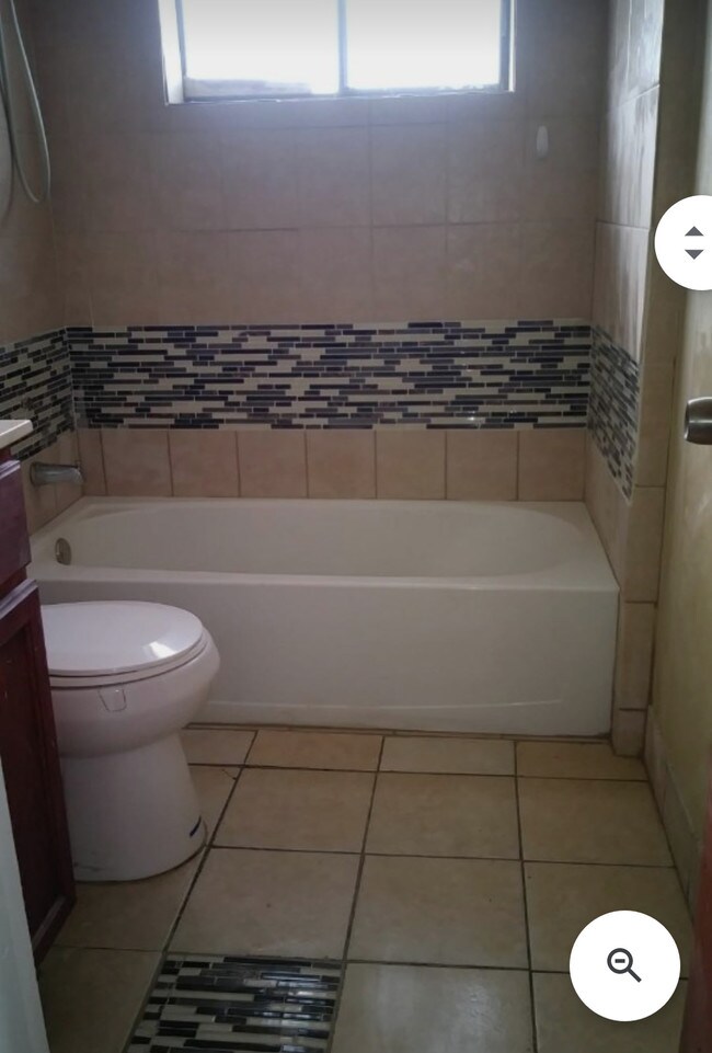 Photo - 6111 Pierce St Unit 1
