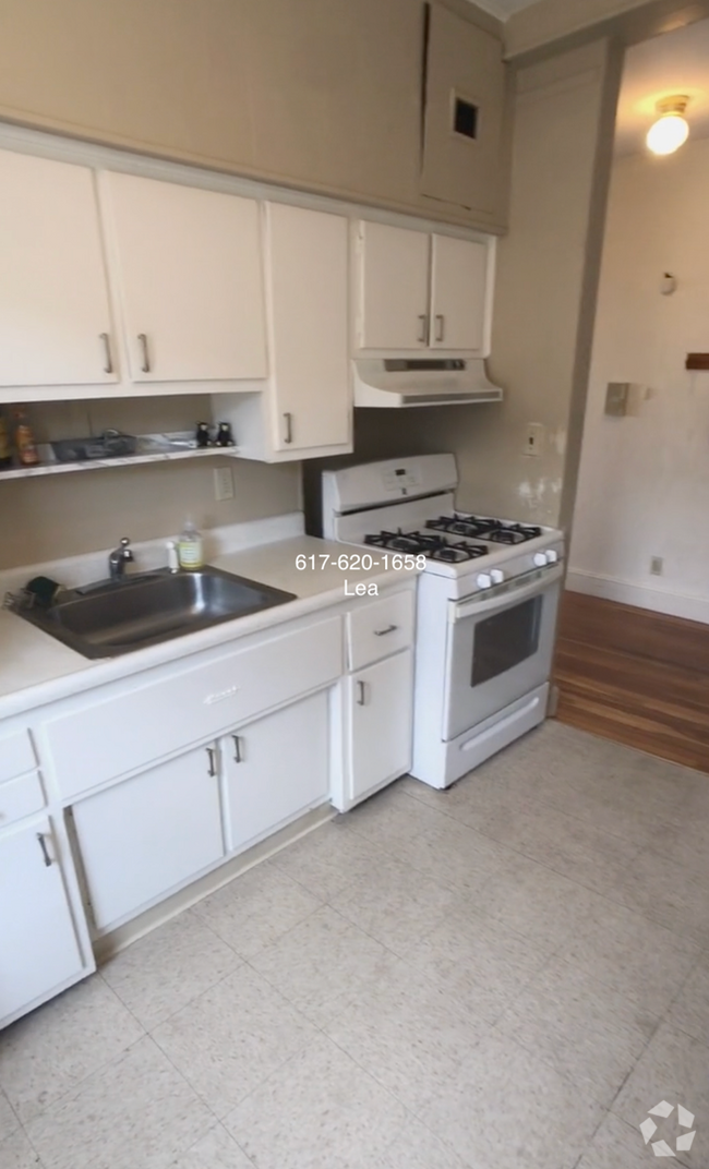 Building Photo - AUG Amazing 2b with city views! Prime loca... Rental