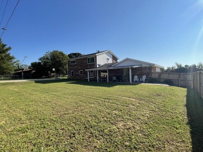 Photo - 1551 N Heritage Ln