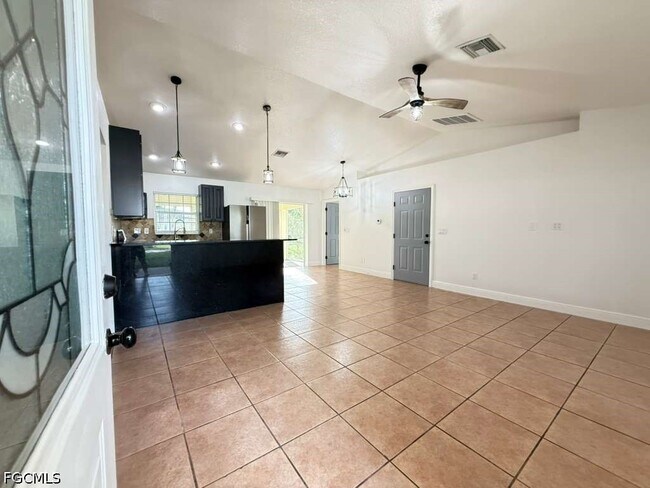 Photo - 2712 SW 2nd Ave