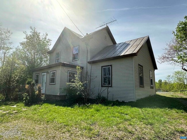 Photo - 4633 Garth Rd