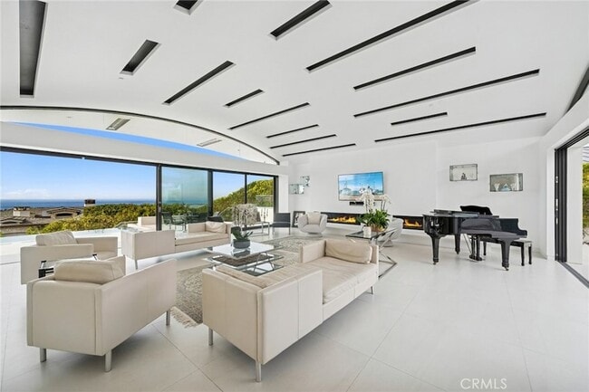 Photo - 4607 Perham Rd