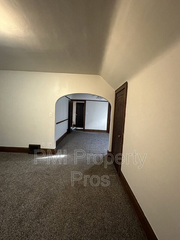 Photo - 3040A N 59th St