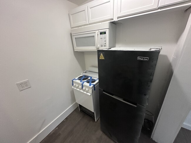 Photo - 411 N Adams St