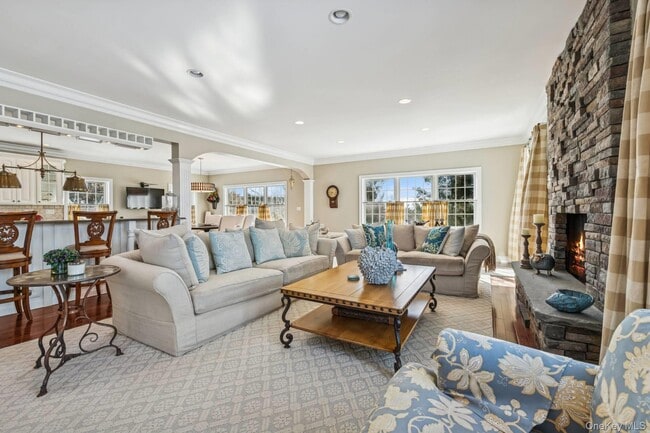 Photo - 23 Meadow Ln