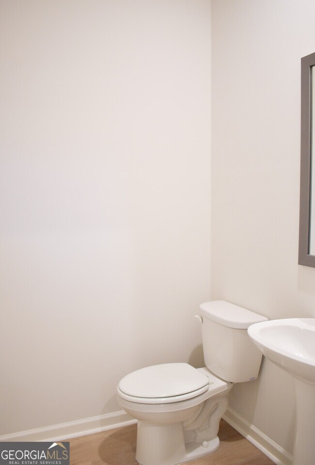 Photo - 6686 Corryton St