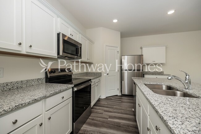 Photo - 1052 Large Poppy Dr