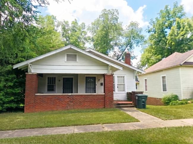 Building Photo - 3BR/2BA Home in Birmingham – $1,340/Month | Vouchers Accepted