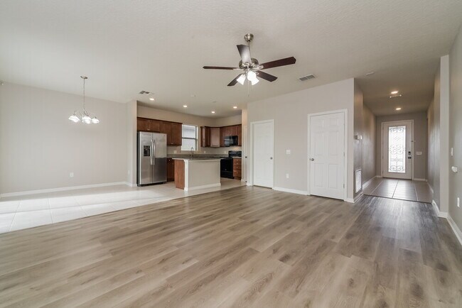 Photo - 1733 Cayman Cove Cir