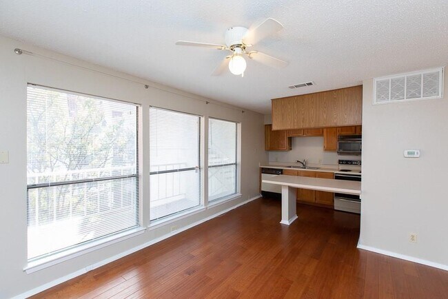 Photo - 3115 Helms St Unit 201