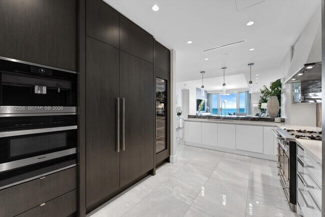 Photo - 17901 Collins Ave Unit 802