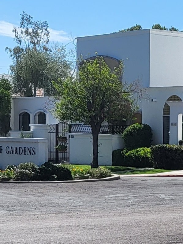 Royale Gardens - 4820 N 72nd Way Townhome
