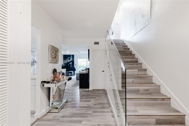Photo - 3745 NE 171 St Unit 27