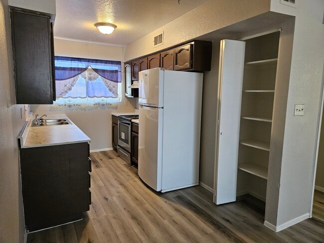 Photo - 738 E 1st Ave Apartments Unit mesa