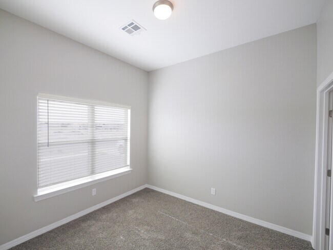 Photo - 905 Gulf Streams Ave