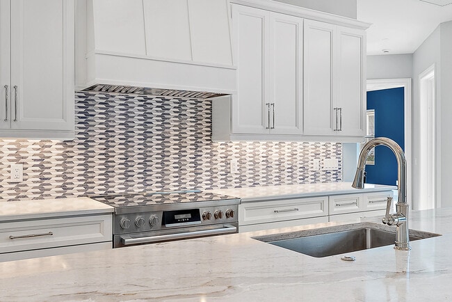 Photo - 248 Honeysuckle Dr