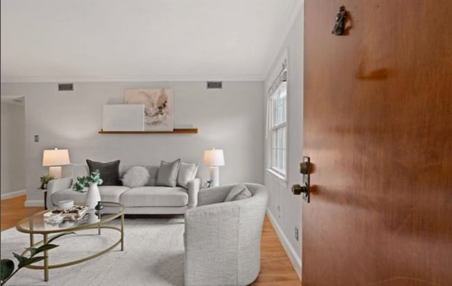 Photo - Gorgeous 1 Bed 1 Bath Condo In Cambridge Courts