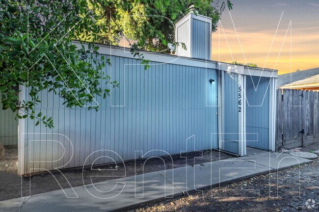 Building Photo - 5562 Tree Swallow Ct Rental