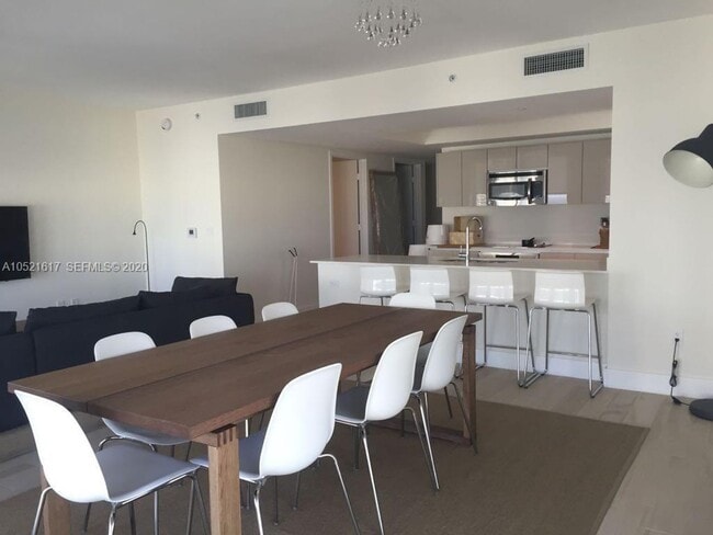 Photo - 2600 E Hallandale Beach Blvd