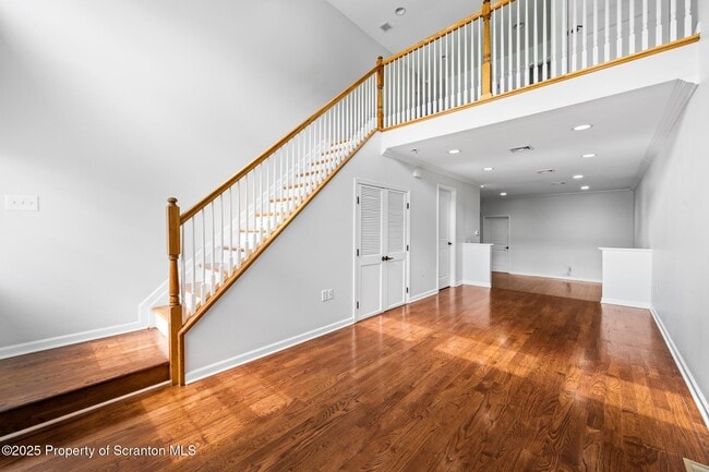 Photo - 609 Edith St