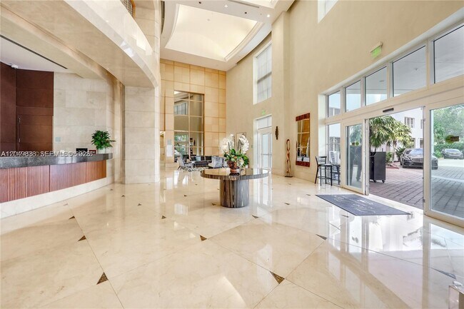 Photo - 19400 Turnberry Way Unit 321