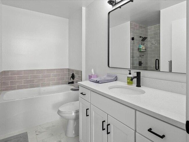 Photo - 2020 12th St NW Unit PH 812