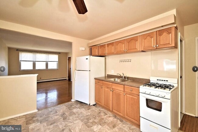 Photo - 102 Borbeck Ave