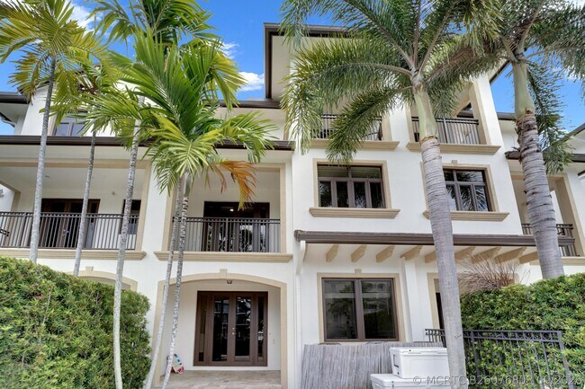 105 Isle of Venice Dr