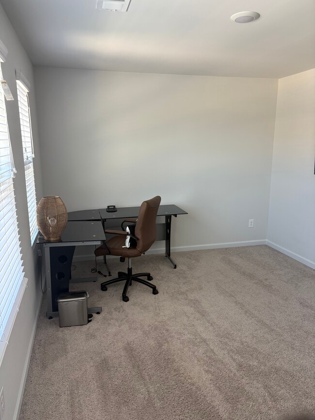 Photo - Room for rent
