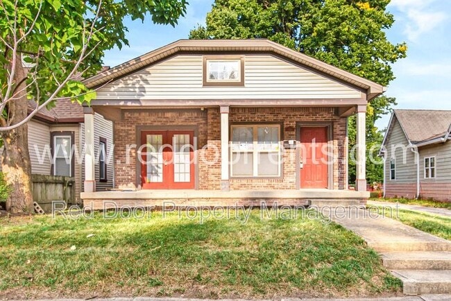 Building Photo - 714 N Tremont St Rental