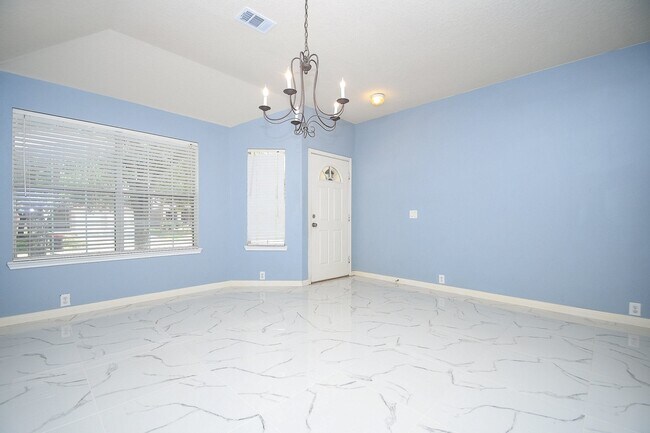 Photo - 6003 Baldwin Elm St