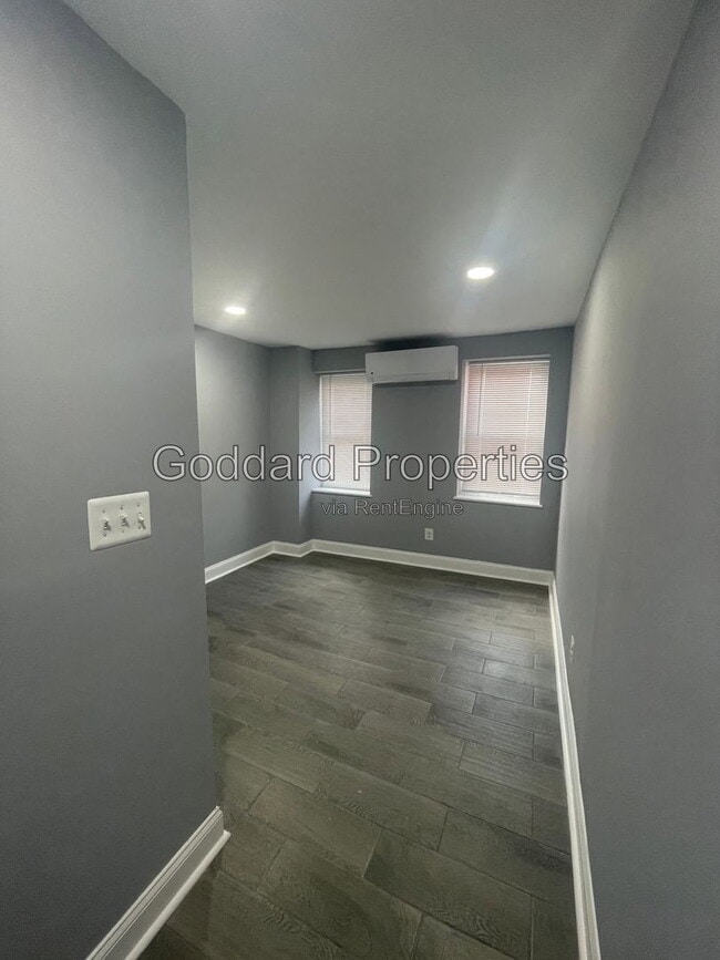 Photo - 1434 Light St Unit B