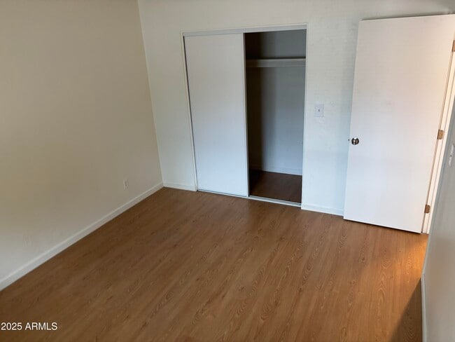 Photo - 310 W 8th Ave Unidad D