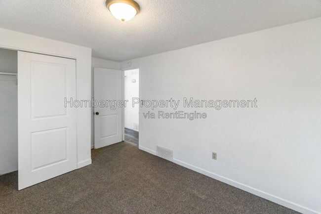 1631 E Rowan Ave
