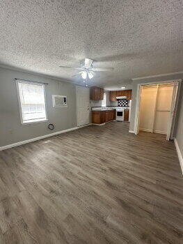 Building Photo - 2613 25th St