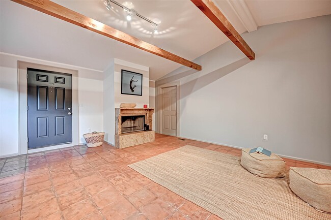 Photo - 1612 W Alabama St Unit B