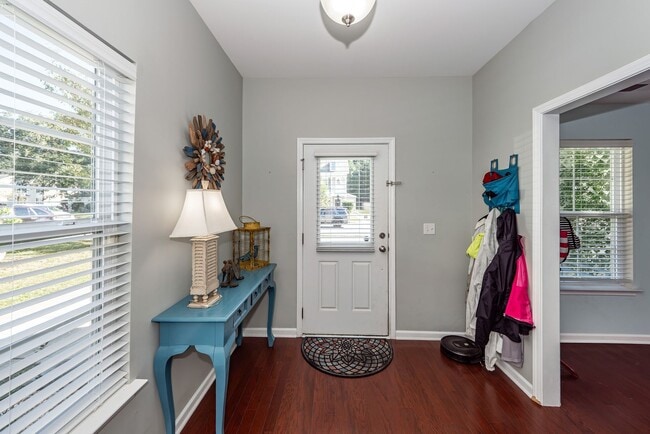 Photo - 4 Bedroom, 2.5 Bathroom Home in Brownswood...