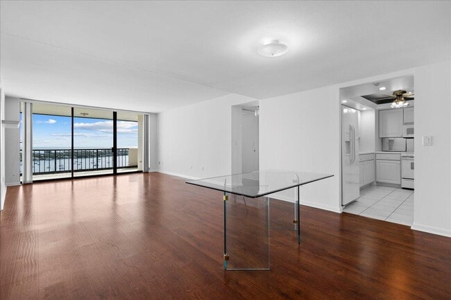 Photo - 5200 N Flagler Dr Unit 2402