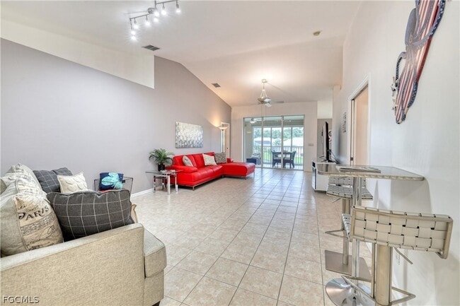 Photo - 14561 Glen Cove Dr Unidad 904