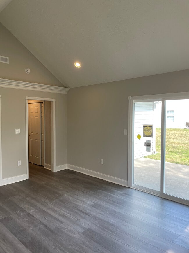 Photo - 10717 N Park Ave