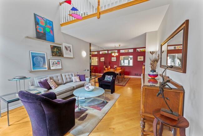 Photo - 566 W Bridge View Ct