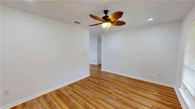 Photo - 463 Magnolia Rd