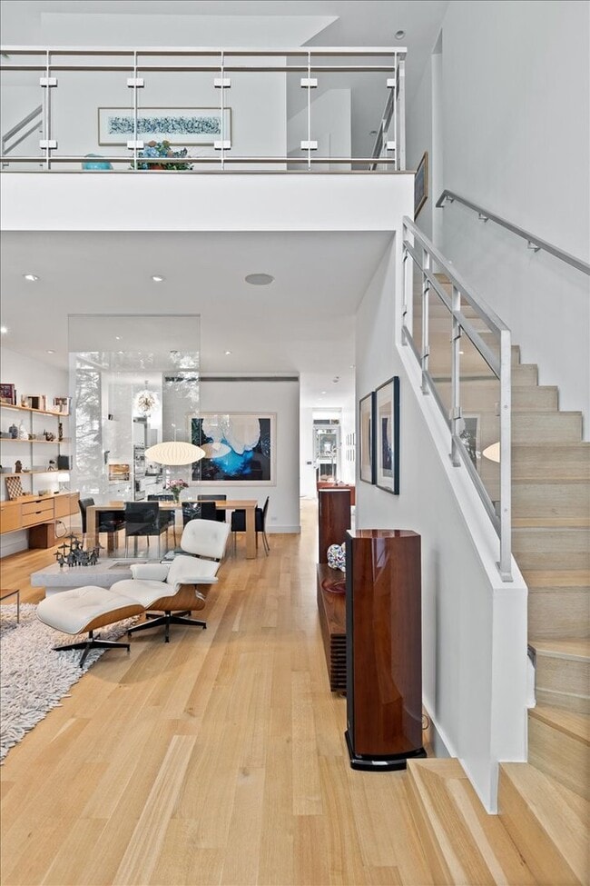 Photo - 1823 W Race Ave