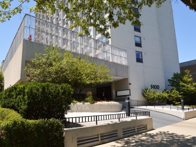 Building Photo - 5100 N Marine Dr Unit 22A