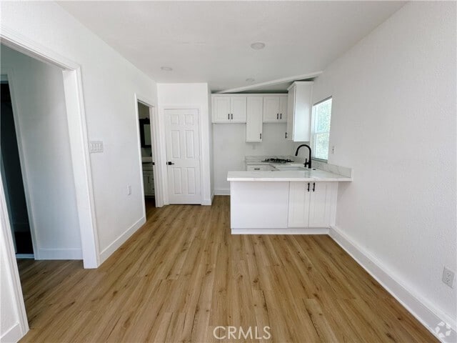 Building Photo - 2026 Newton Dr Rental