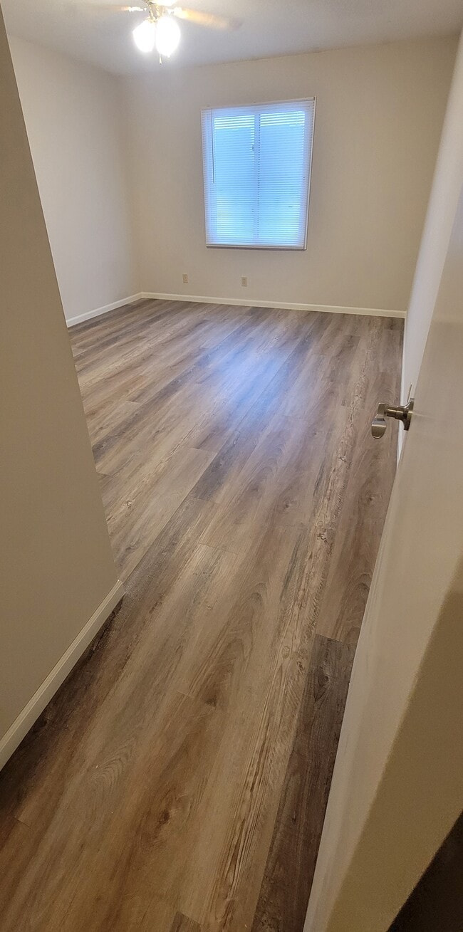 Photo - 2080 NW Hickory Ln Unit 2080