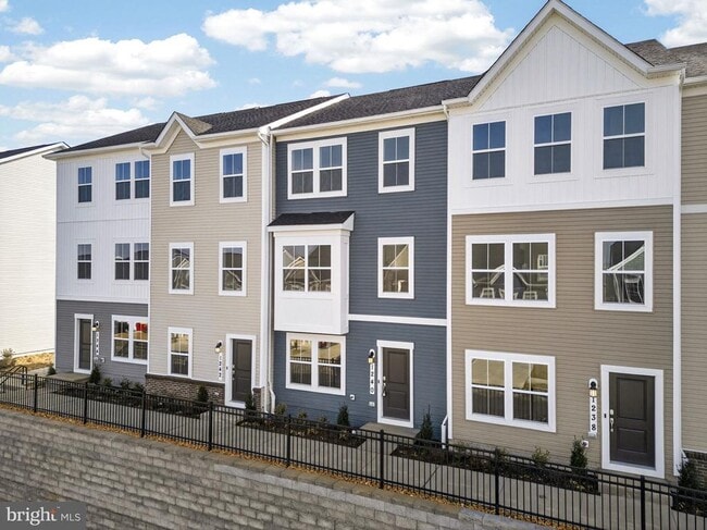 Photo - 1240 Red Clover Ln