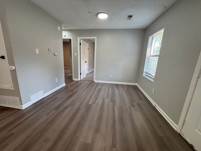 Photo - Welcome to 1700 Crrning Ave!