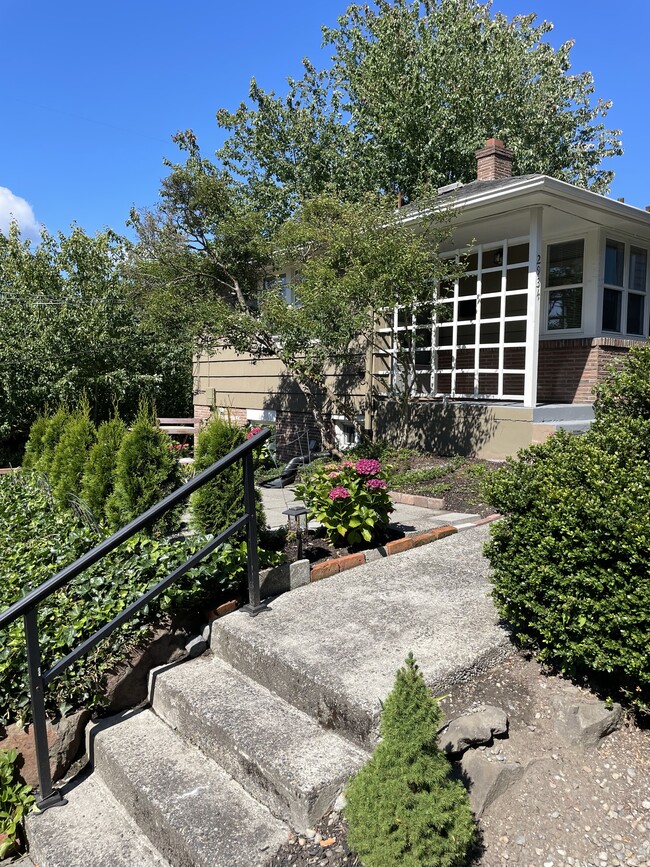 Stairs going up to unit - 2934 2nd Ave N Unit 2934