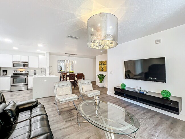 7524 Seurat St Unit 201